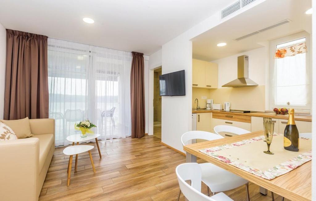 Vila Ponte Punat Exterior photo